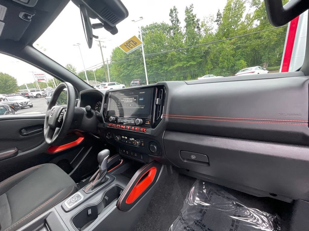 Certified 2026 Nissan Frontier PRO-4X AWD/4WD image 13