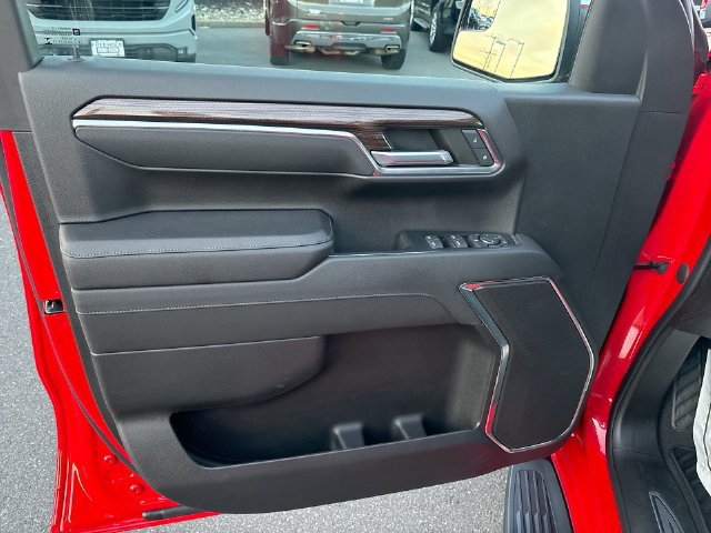 Used 2023 Chevrolet Silverado 1500 LT AWD/4WD image 22