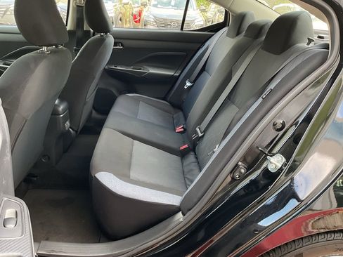 Used 2025 Nissan Versa SV image 15