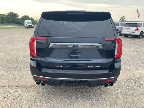 Used 2023 GMC Yukon XL Denali Ultimate AWD/4WD image 11