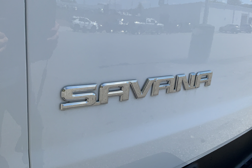 Certified 2025 GMC Savana 2500 w/ Driver Convenience Package RWD image 24
