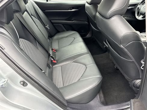Used 2023 Toyota Camry SE FWD image 10