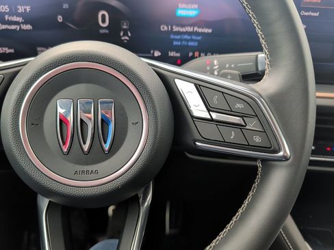 Certified 2025 Buick Envision Sport Touring image 27