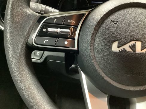 Certified 2023 Kia Forte LXS image 21