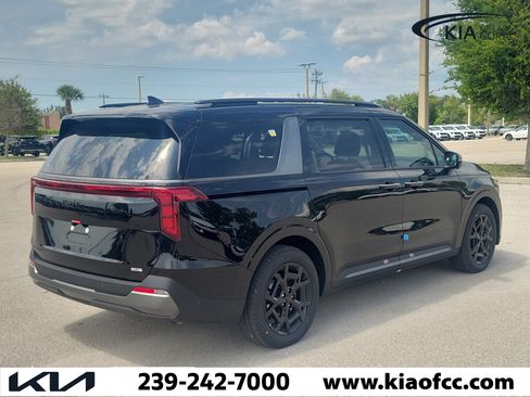 New 2026 Kia Carnival SX FWD image 5