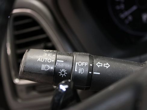 Used 2017 Honda HR-V EX-L image 22