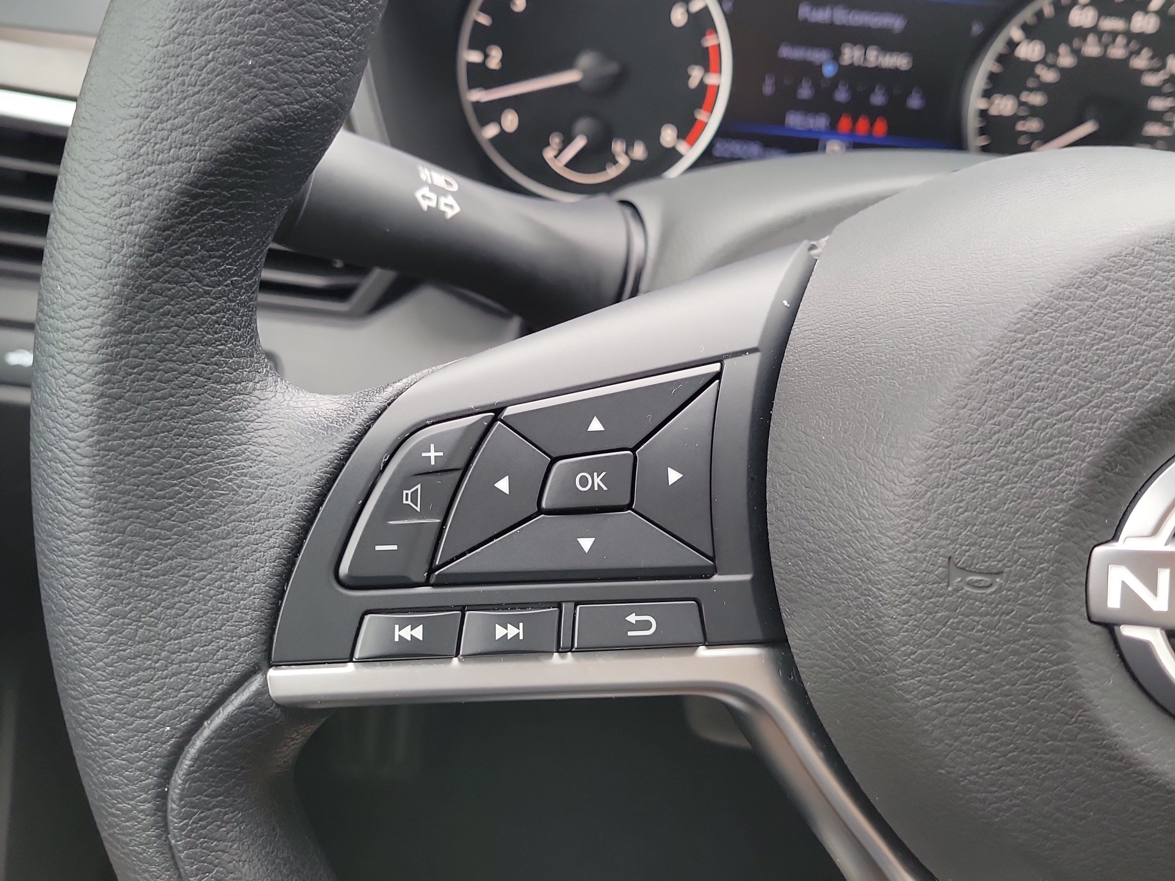 Certified 2023 Nissan Altima 2.5 SV FWD image 24