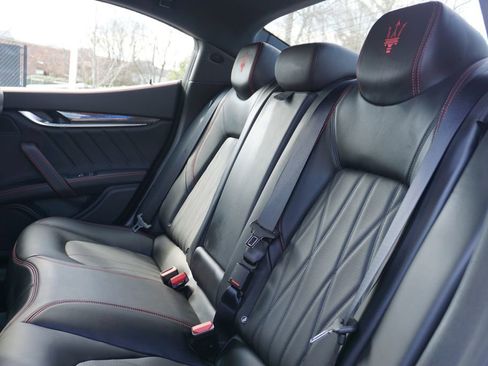 Used 2023 Maserati Ghibli Modena image 14