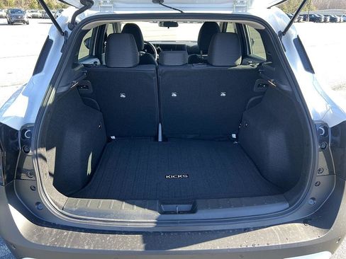 New 2026 Nissan Kicks S image 28