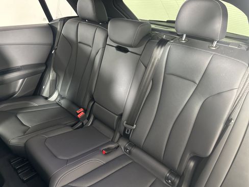 Used 2025 Audi Q8 Premium Plus w/ Premium Plus Package image 11