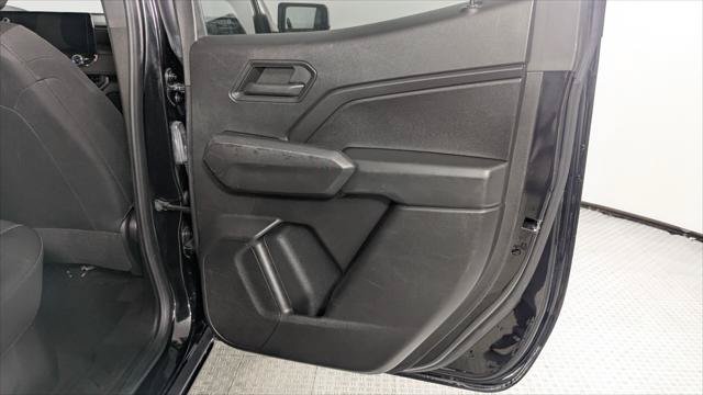 Used 2023 Chevrolet Colorado W/T RWD image 19