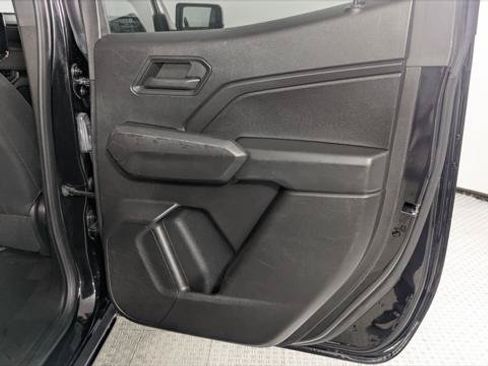 Used 2023 Chevrolet Colorado W/T RWD image 19