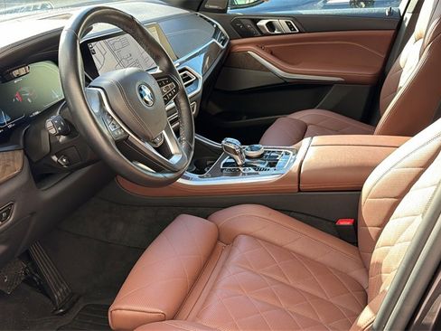 Used 2023 BMW X5 xDrive45e w/ Executive Package image 19