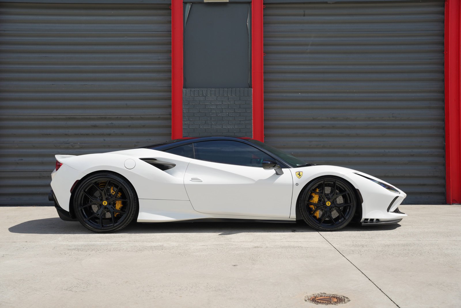 Used 2020 Ferrari F8 Tributo RWD image 44