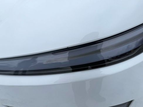 Used 2026 Tesla Model Y 2WD image 9