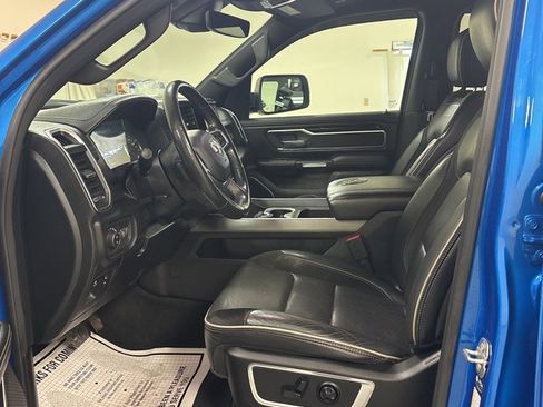 Used 2021 RAM 1500 Laramie w/ Sport Appearance Package image 10