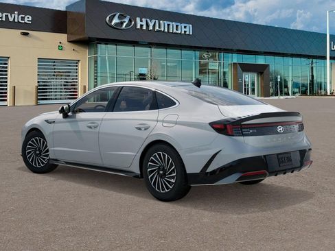 New 2026 Hyundai Sonata Limited FWD image 5