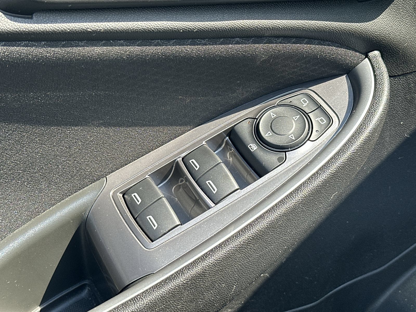 Used 2024 Chevrolet Malibu RS FWD image 15