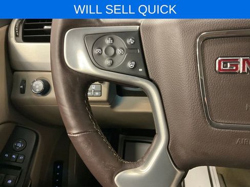 Used 2017 GMC Yukon SLT w/ Open Road Package image 18