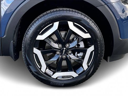 Used 2025 Kia Telluride EX w/ EX Captain's Chair Package image 34