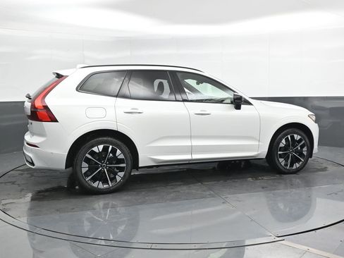 New 2026 Volvo XC60 B5 Plus w/ Climate Package AWD/4WD image 2