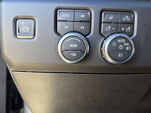 New 2026 GMC Sierra 2500 Denali Ultimate image 18