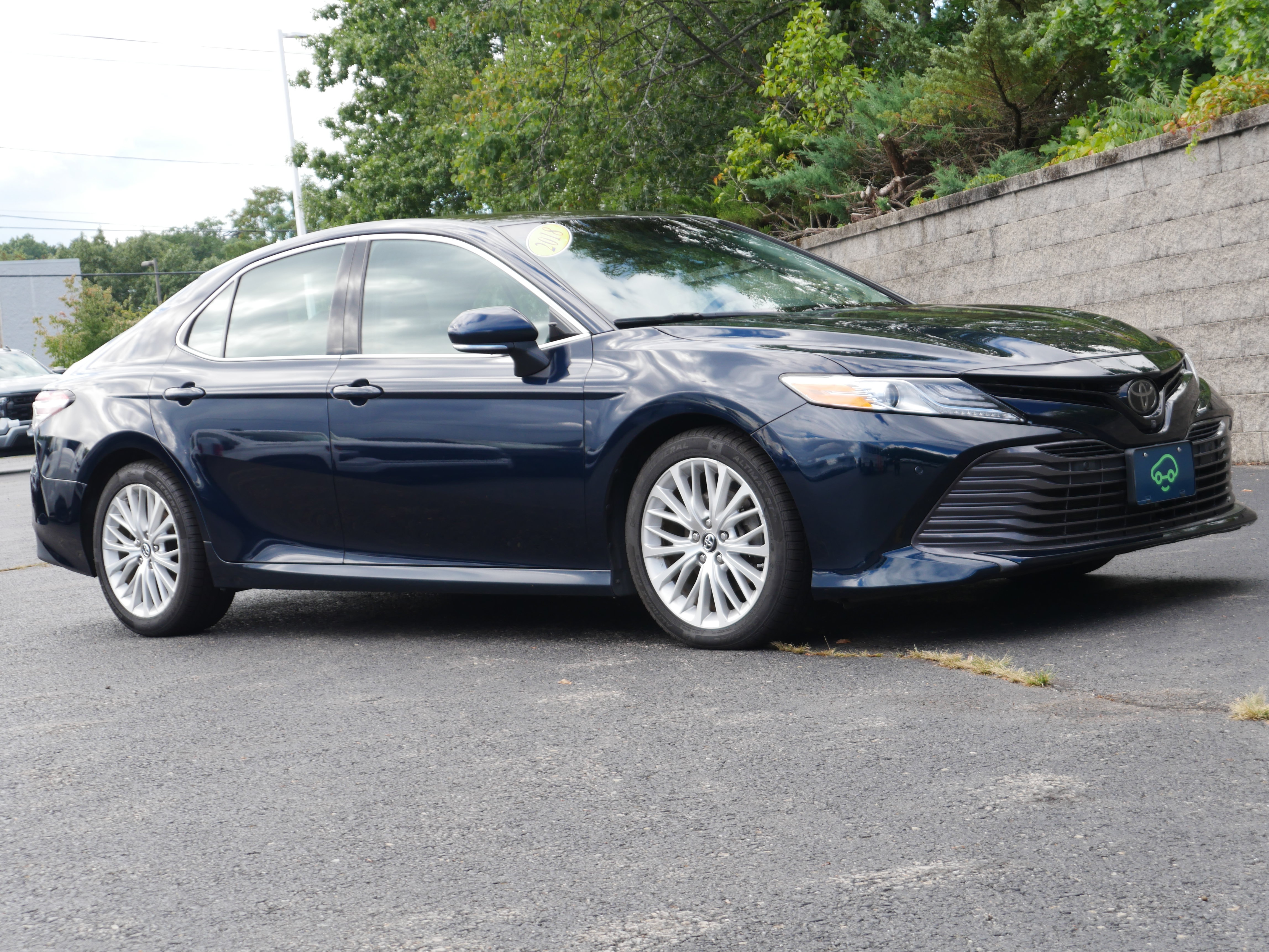 Used 2018 Toyota Camry XLE w/ Audio Package FWD image 9