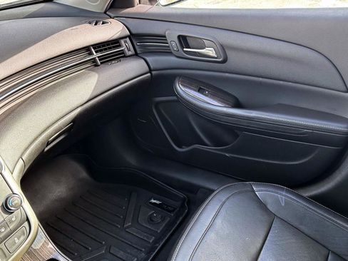 Used 2015 Chevrolet Malibu LT w/ Leather Package image 27