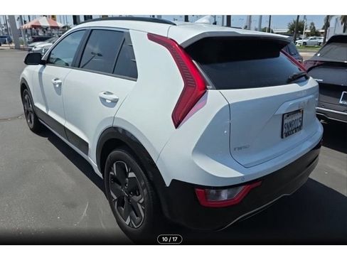 Used 2024 Kia Niro Wind FWD image 3