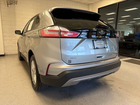 Used 2024 Ford Edge SEL AWD/4WD image 39
