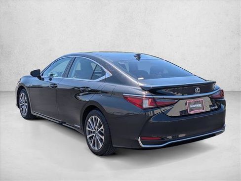 Used 2022 Lexus ES 300h w/ Accessory Package 2 FWD image 8