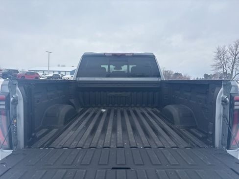 Used 2024 GMC Sierra 2500 AT4 w/ AT4 Preferred Package image 23