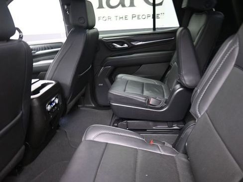 Used 2023 GMC Yukon Denali RWD image 24