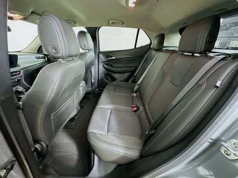 Used 2025 Buick Encore GX Preferred FWD image 26