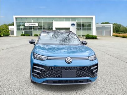 New 2026 Volkswagen Tiguan SE R-Line