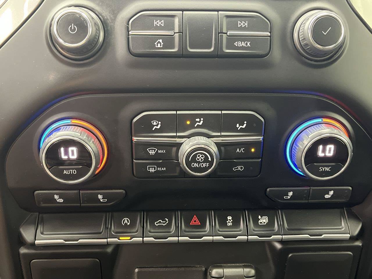 Certified 2022 Chevrolet Silverado 1500 LT AWD/4WD image 22