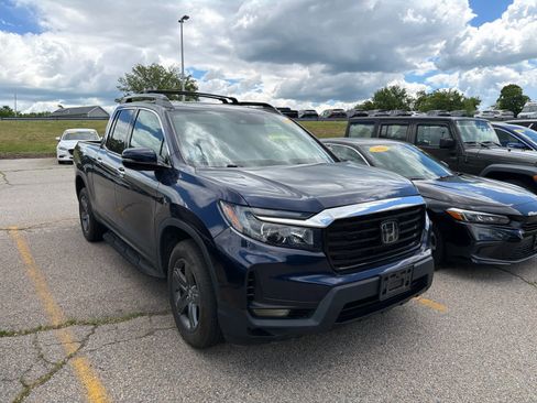 Used 2023 Honda Ridgeline RTL-E image 3