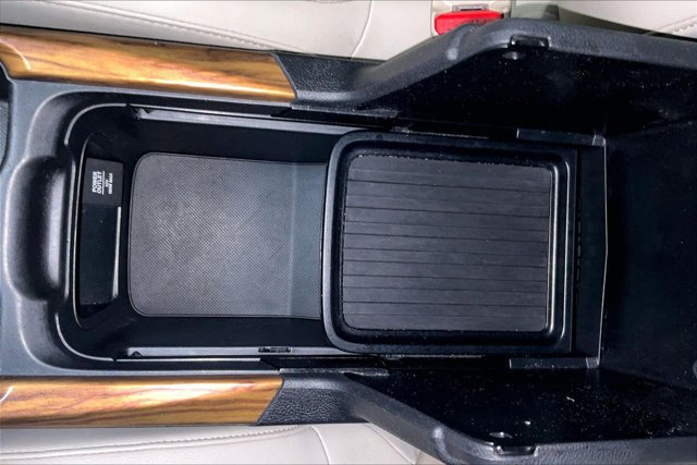 Used 2020 Honda CR-V Touring image 40