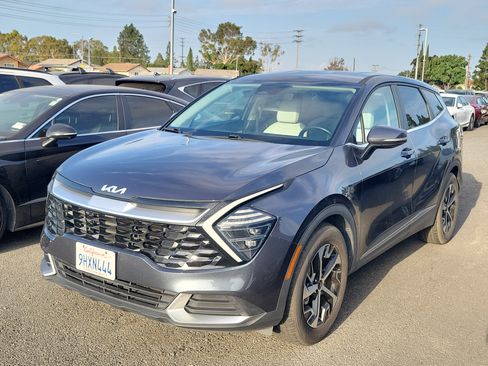 Used 2024 Kia Sportage EX FWD image 1