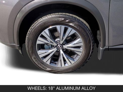 Used 2022 Nissan Rogue SV image 11