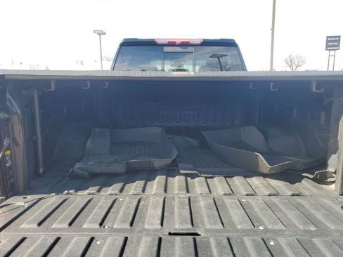 Used 2021 GMC Sierra 2500 SLT w/ SLT Premium Package image 36