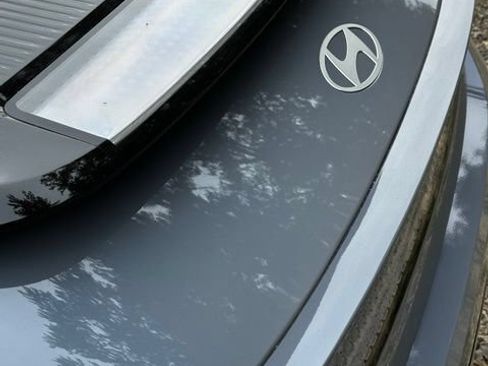 Certified 2025 Hyundai Ioniq 6 SE RWD image 32