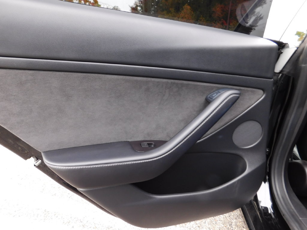 Used 2021 Tesla Model 3 Standard Range Plus RWD image 13