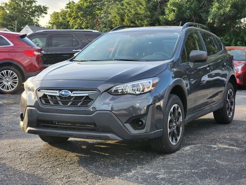 Used 2023 Subaru Crosstrek 2.0i AWD/4WD image 3