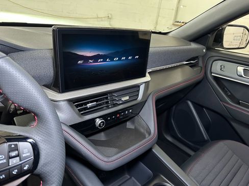 New 2026 Ford Explorer ST-Line image 34