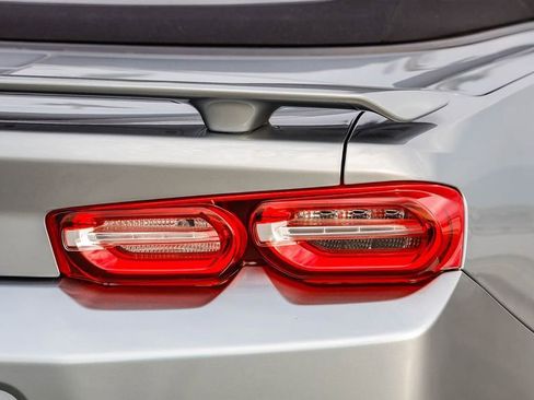 Used 2023 Chevrolet Camaro LT image 10