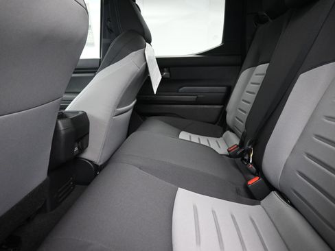 New 2025 Toyota Tacoma TRD Off-Road image 17