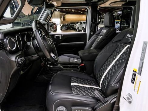 Used 2022 Jeep Wrangler Unlimited Rubicon w/ Trailer Tow Package image 16