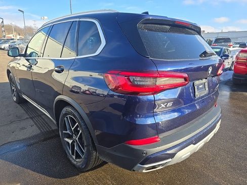 Used 2019 BMW X5 xDrive40i w/ Premium Package 2 image 5