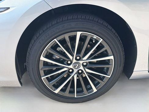 New 2025 Lexus ES 350 w/ Premium Package image 41